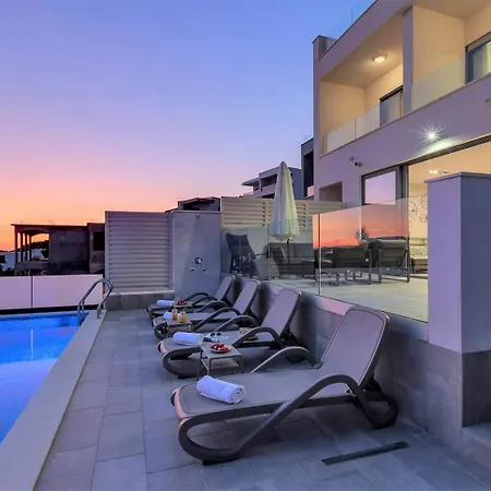 Βίλα Grace 2 Luxury In Makarska, Private Pool Μακάρσκα