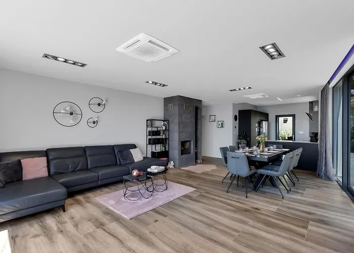 Grace 2 Luxury In Makarska, Private Pool 别墅 *